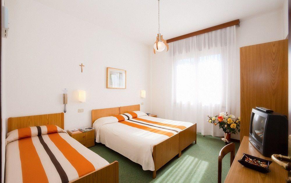 Hotel Regina Caorle Dış mekan fotoğraf