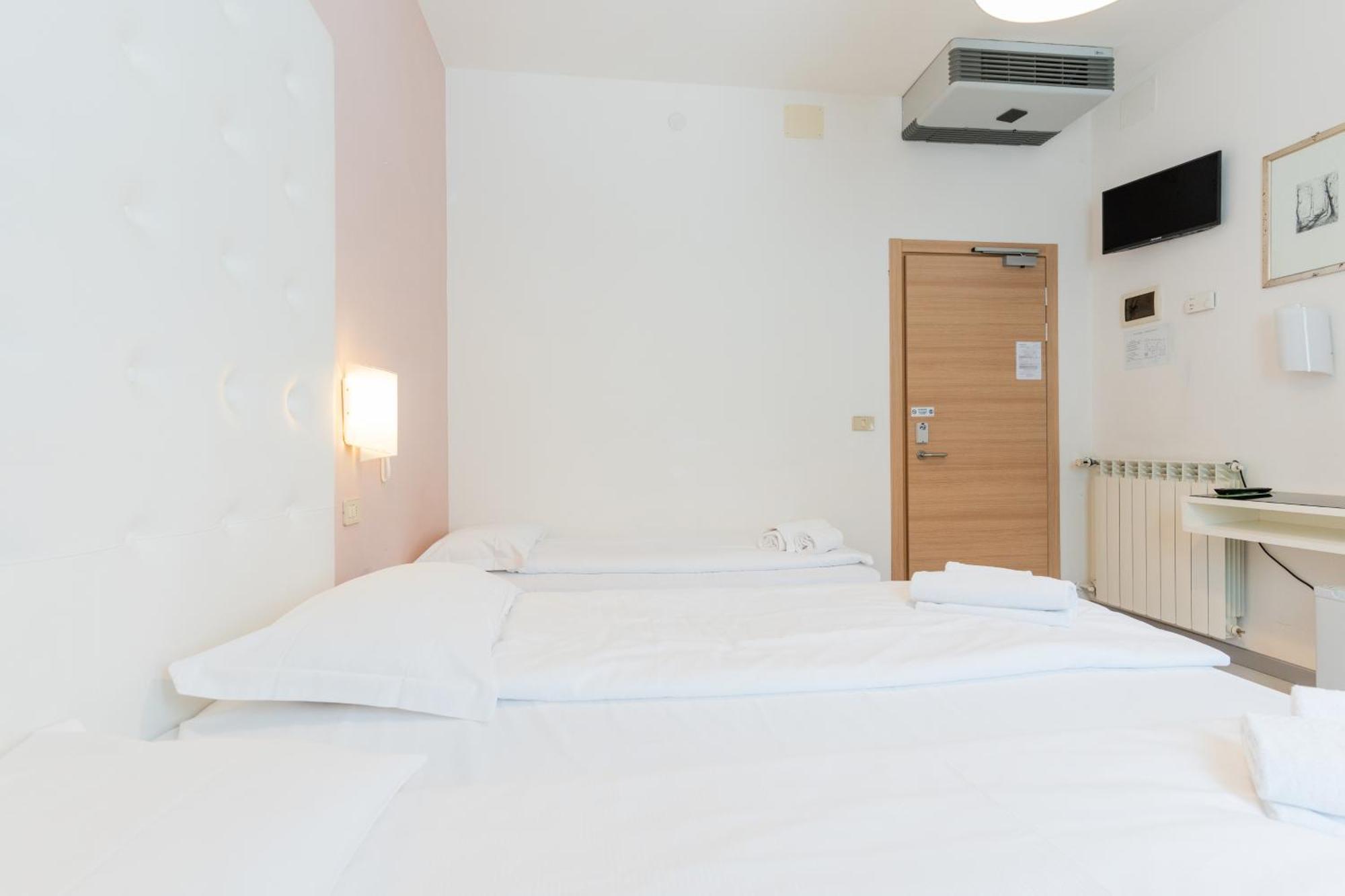 Hotel Regina Caorle Oda fotoğraf